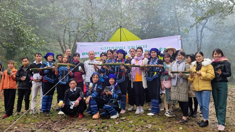 Người dân Y Tý huyện Bát Xát được đào tạo kỹ năng du lịch cộng đồng 