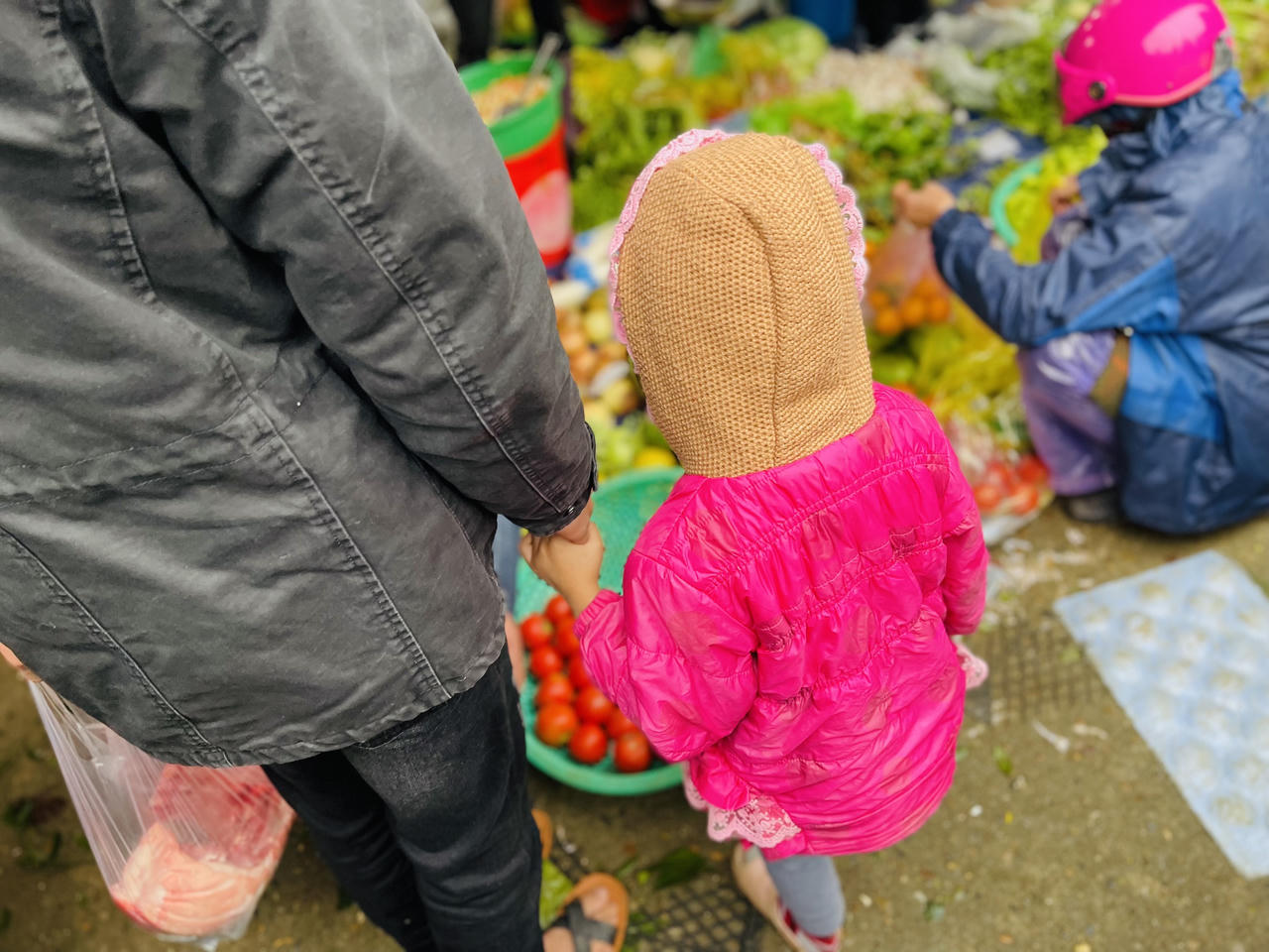 Ấm áp phiên chợ quê ngày Tết