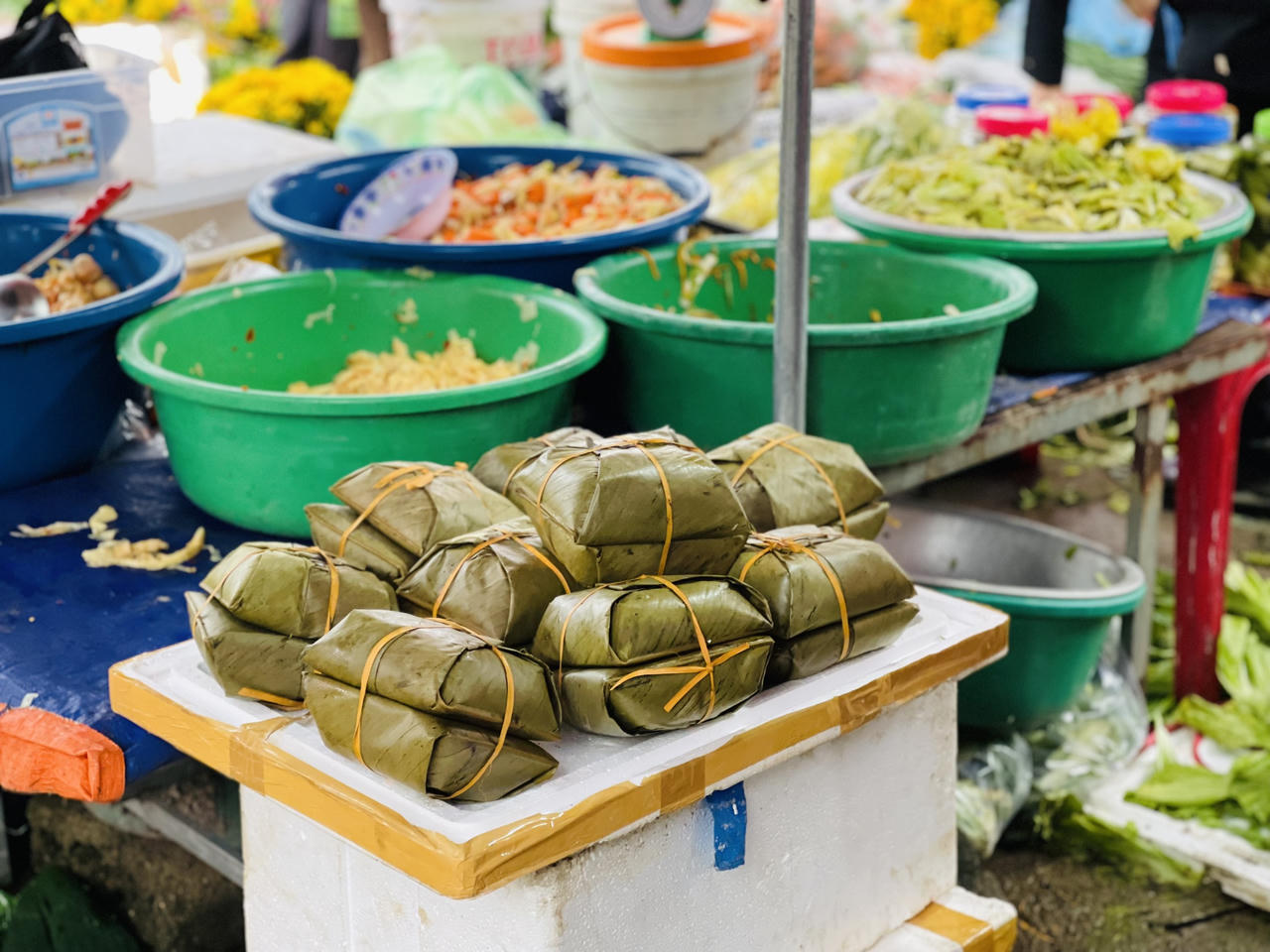 Ấm áp phiên chợ quê ngày Tết