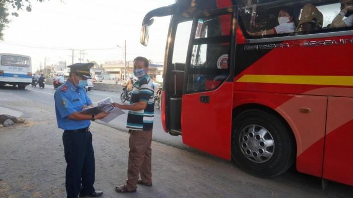 Xử lý nghiêm xe dù, xe hợp đồng trá hình