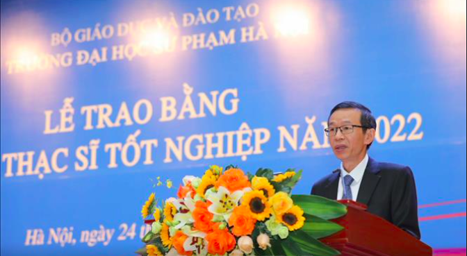 Đại học Sư phạm Hà Nội tổ chức Lễ trao bằng tiến sĩ, thạc sĩ
