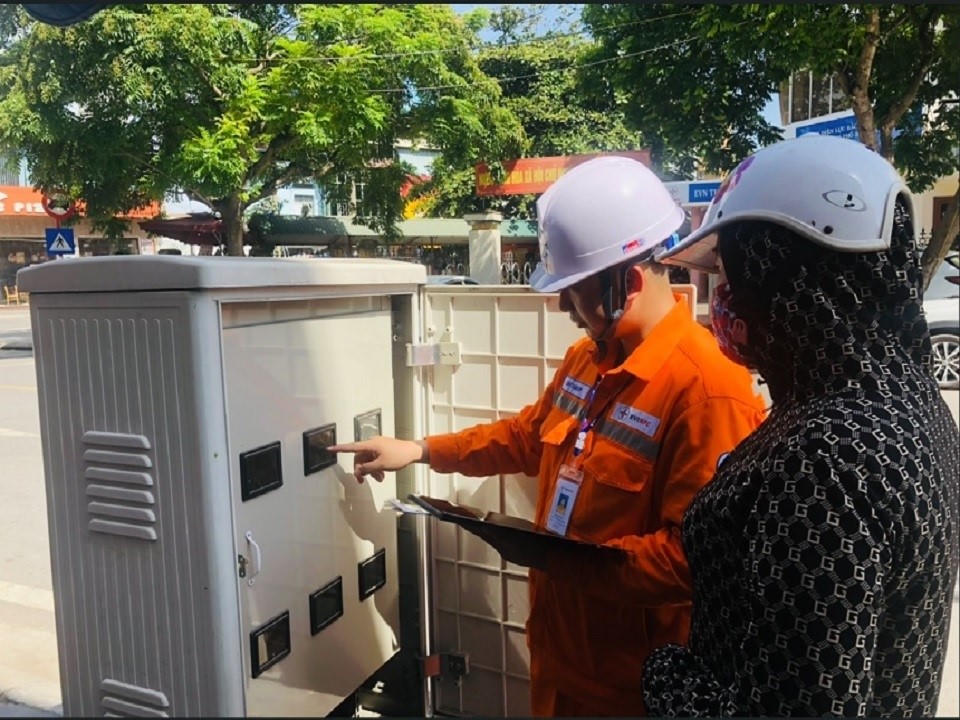 Công ty Điện lực Bắc Giang thực hiện thay đổi lịch ghi chỉ số công tơ