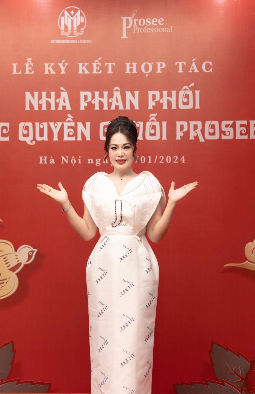 Công ty Cổ phần Thương mại Mỹ phẩm DMC khẳng định niềm tin với các đối tác