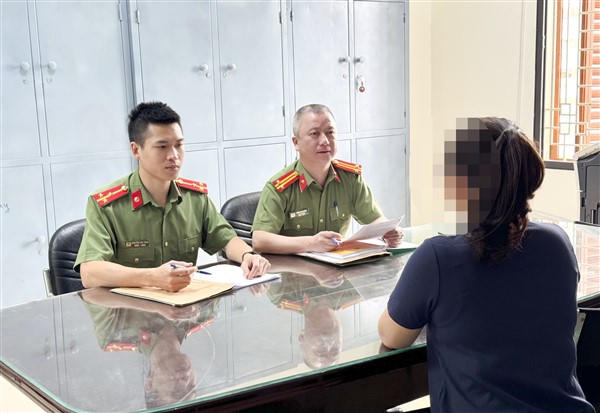 Đưa tin 'Không làm tóc đi chơi Tết, bị phạt tiền', Cô gái trẻ bị xử phạt 7,5 triệu đồng