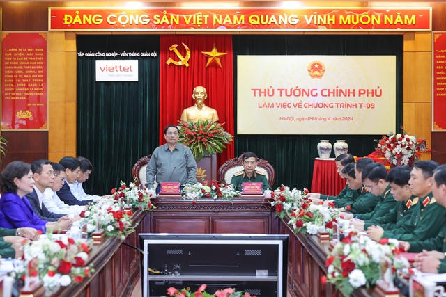 Thủ tướng Phạm Minh Chính làm việc với Viettel về công nghiệp quốc phòng công nghệ cao