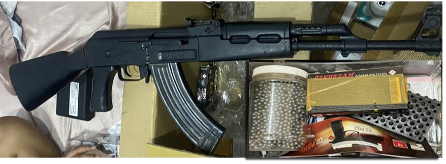 Triệt phá đường dây mua bán, tàng trữ trái phép vũ khí, công cụ hỗ trợ