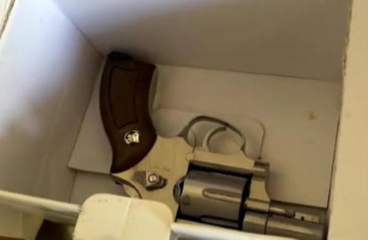 Đối tượng có 5 tiền án mang 2 khẩu súng đi giải quyết mâu thuẫn