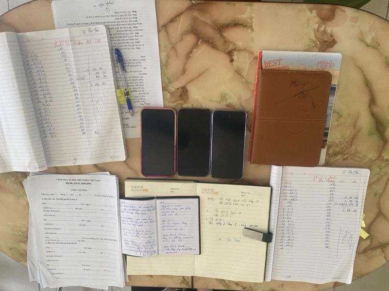 Bắt 03 đối tượng cho vay lãi nặng hàng tỷ đồng