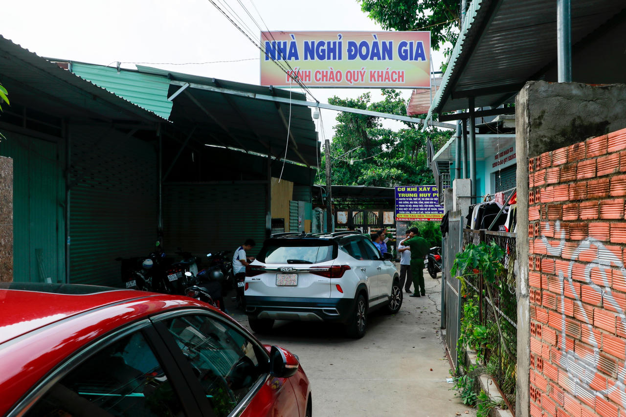 Bắt quả tang quản lý nhà trọ tổ chức hoạt động mại dâm