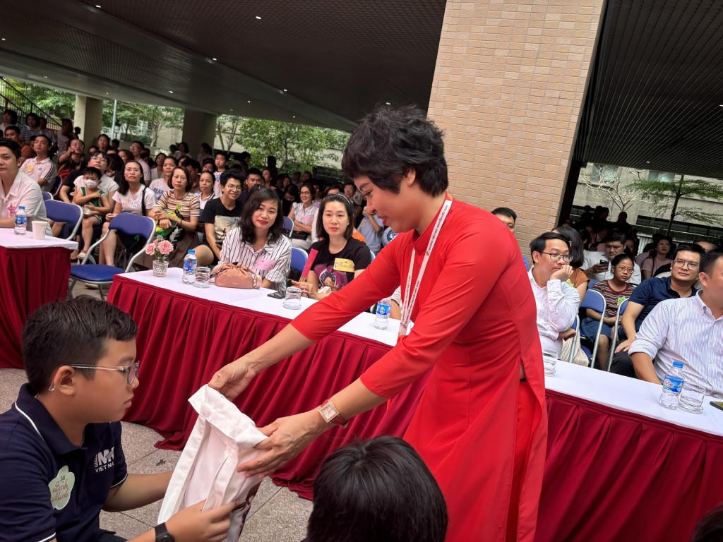 Khám phá ngôi trường công lập "siêu đẹp"