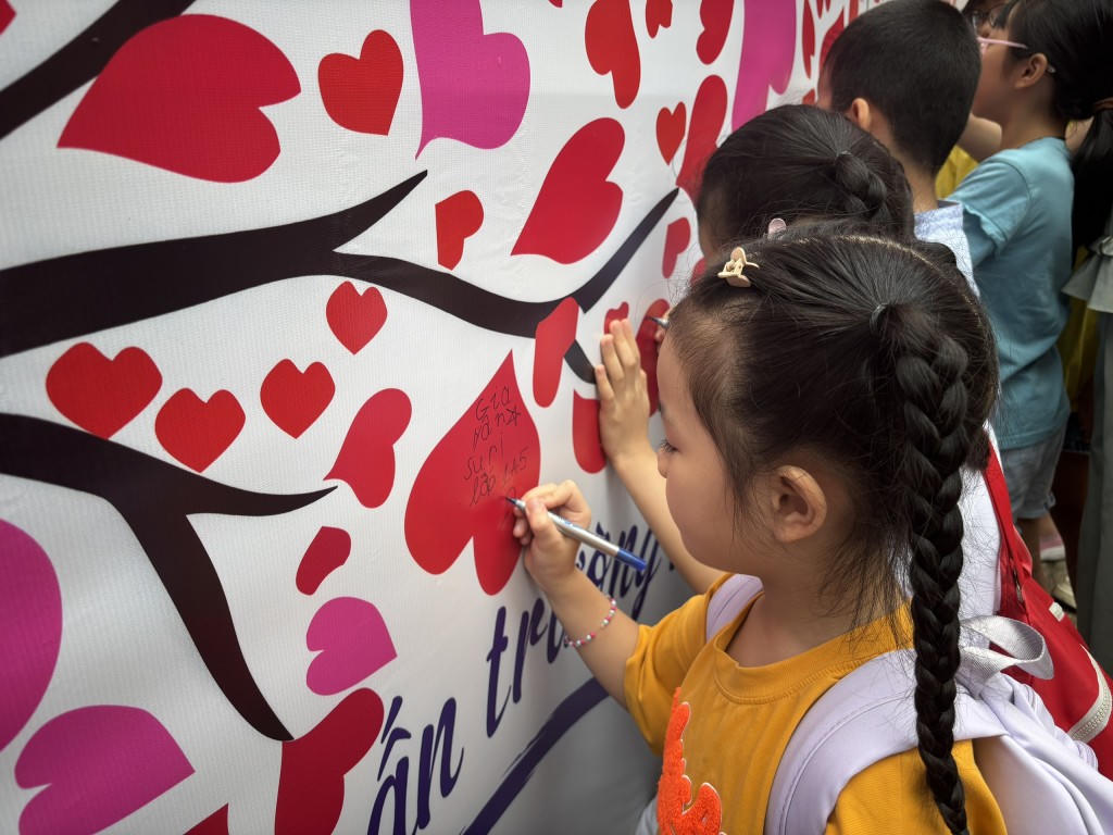 Khám phá ngôi trường công lập "siêu đẹp"