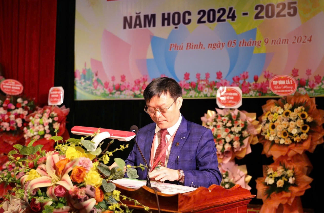 Trường Cao đẳng Công Thương Việt Nam tưng bừng khai giảng năm học mới