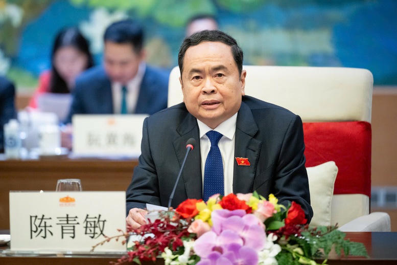 Chủ tịch Quốc hội Trần Thanh Mẫn hội kiến Thủ tướng Quốc vụ viện Trung Quốc Lý Cường