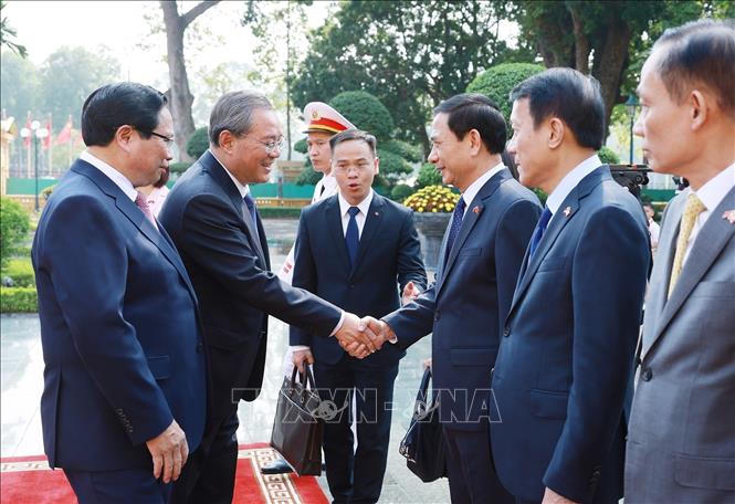 Thủ tướng Phạm Minh Chính chủ trì Lễ đón Thủ tướng Trung Quốc Lý Cường thăm chính thức Việt Nam