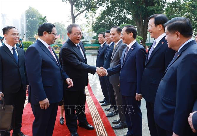 Thủ tướng Phạm Minh Chính chủ trì Lễ đón Thủ tướng Trung Quốc Lý Cường thăm chính thức Việt Nam