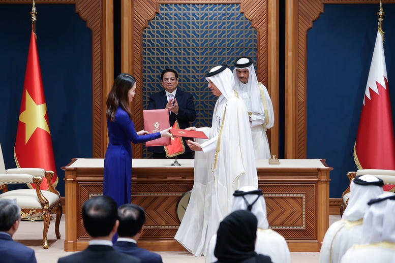 Việt Nam, Qatar ký kết nhiều văn kiện hợp tác quan trọng