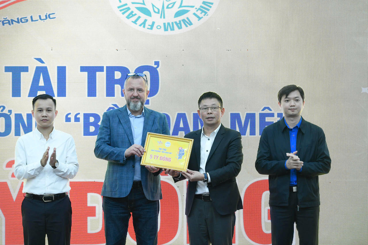 Công bố Giải thưởng Bền Đam Mê: Người trẻ Việt không bỏ cuộc!