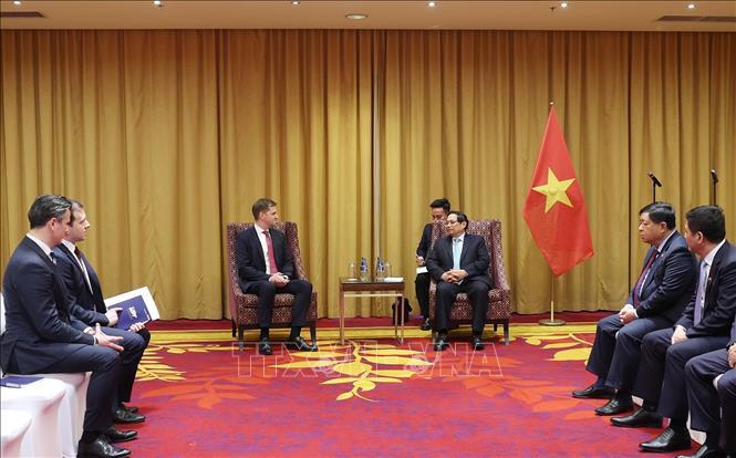 Thủ tướng Phạm Minh Chính tiếp các doanh nghiệp hàng đầu Ba Lan