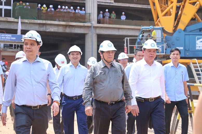 Thủ tướng lần thứ 6 kiểm tra công trường sân bay Long Thành