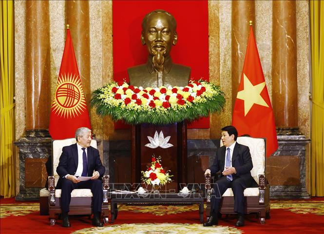 Chủ tịch nước Lương Cường tiếp Thủ tướng Kyrgyzstan