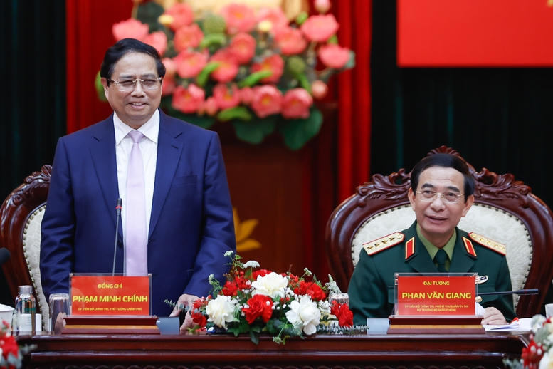 Thủ tướng: Xây dựng chính sách đặc thù, đặc biệt để công nghiệp quốc phòng tiếp tục phát triển đột phá