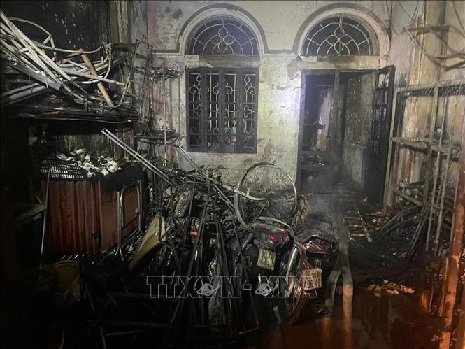 Cháy nhà dân trong đêm, một người tử vong