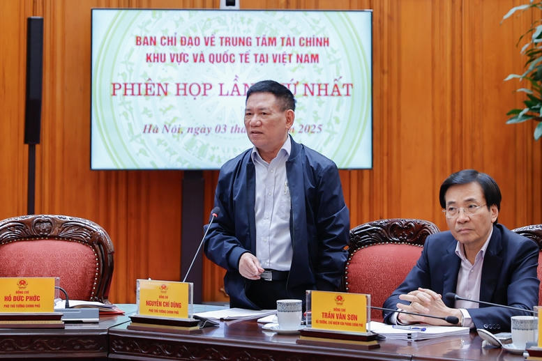 Thủ tướng: Cần chính sách đặc thù, vượt trội, hiện đại, cạnh tranh để xây dựng trung tâm tài chính khu vực và quốc tế