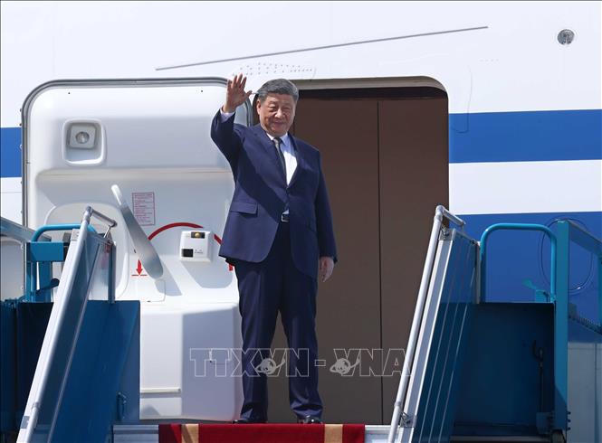 Thủ tướng Phạm Minh Chính ra sân bay tiễn Tổng Bí thư, Chủ tịch nước Trung Quốc Tập Cận Bình