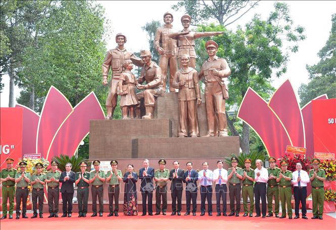 Tổng Bí thư Tô Lâm dự Lễ khánh thành Tượng đài Công an nhân dân tại TP Hồ Chí Minh