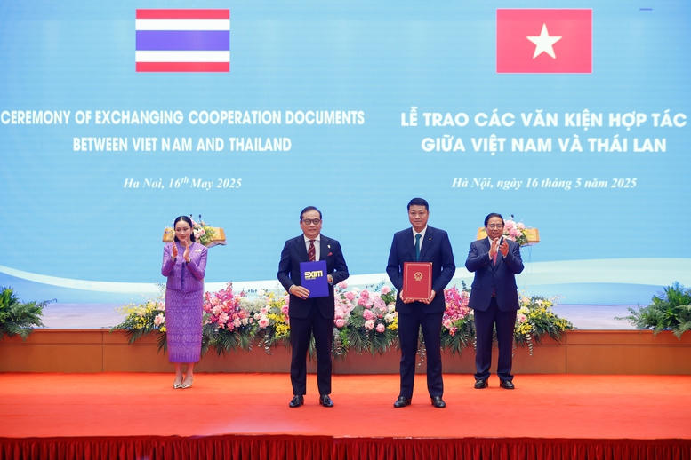 Việt Nam - Thái Lan trao nhiều văn kiện hợp tác quan trọng