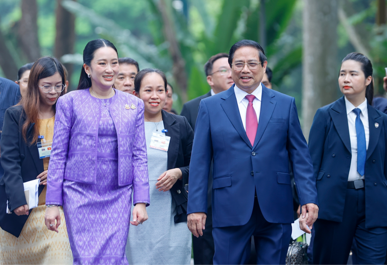 Thủ tướng Phạm Minh Chính chủ trì lễ đón chính thức Thủ tướng Thái Lan thăm Việt Nam