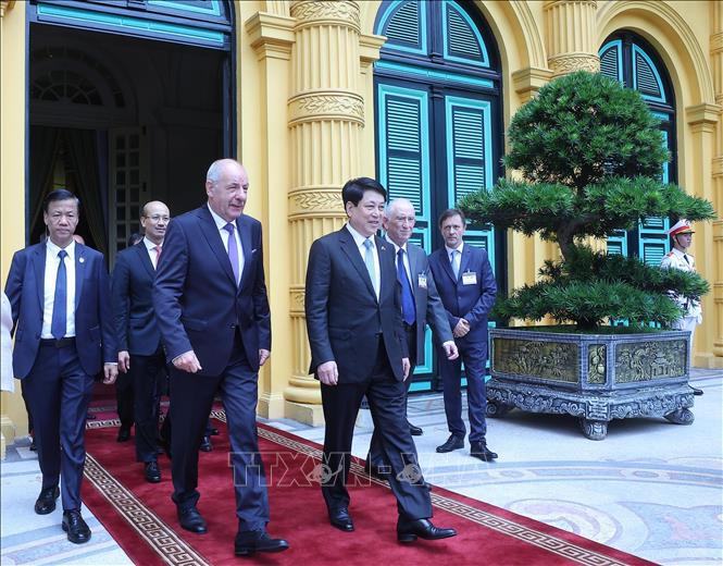 Chủ tịch nước Lương Cường hội đàm với Tổng thống Hungary