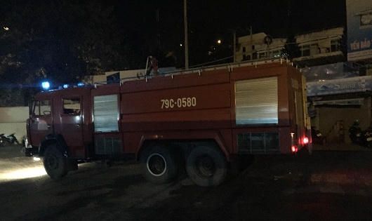 Nha Trang: Cháy lớn tại cảng Cầu Đá