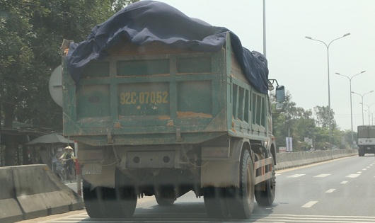 Quảng Nam: Phòng CSGT hứa “xử lý nghiêm” xe quá tải