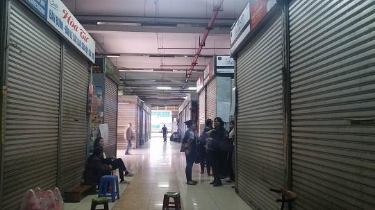 Quảng Ninh: Bất đồng về tiền phí, hơn 400 gian hàng của chợ Hạ Long bị cắt điện