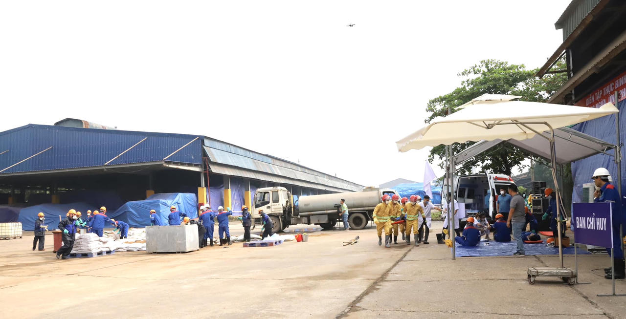 Supe Lâm Thao tổ chức diễn tập ứng phó sự cố hoá chất, ứng phó sự cố môi trường năm 2024