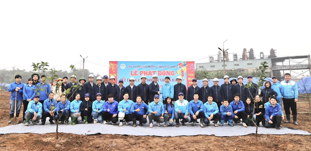 Tết trồng cây tại Supe Lâm Thao 