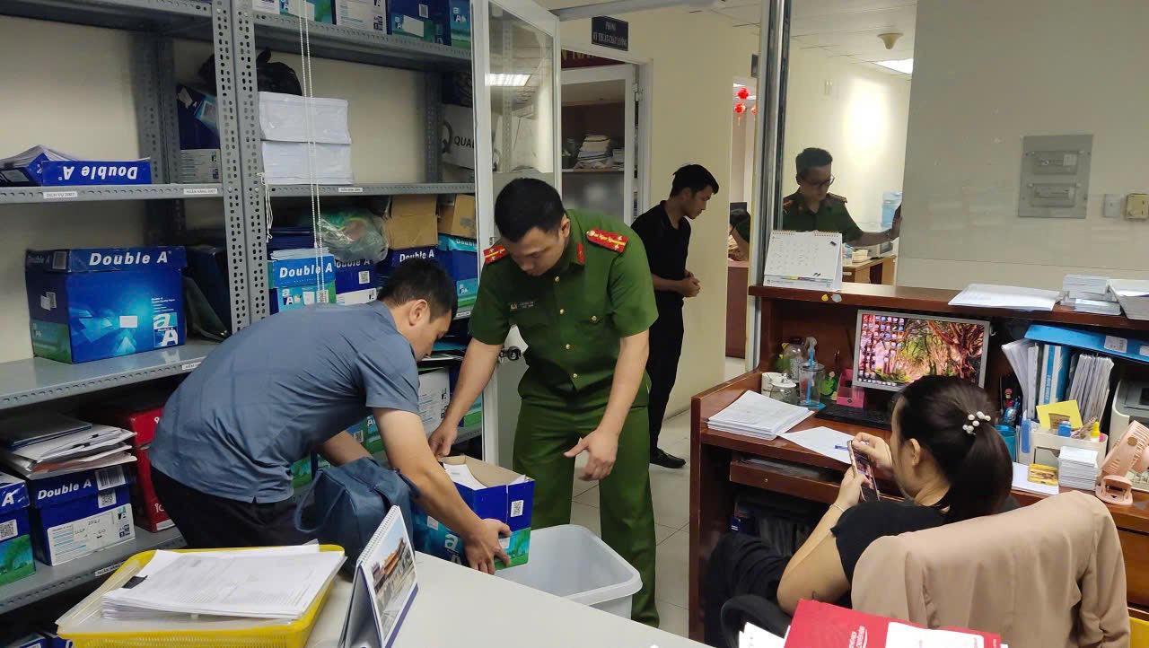 Bắt giữ khẩn cấp lãnh đạo Trung tâm Kiểm định Kỹ thuật An toàn Khu vực II