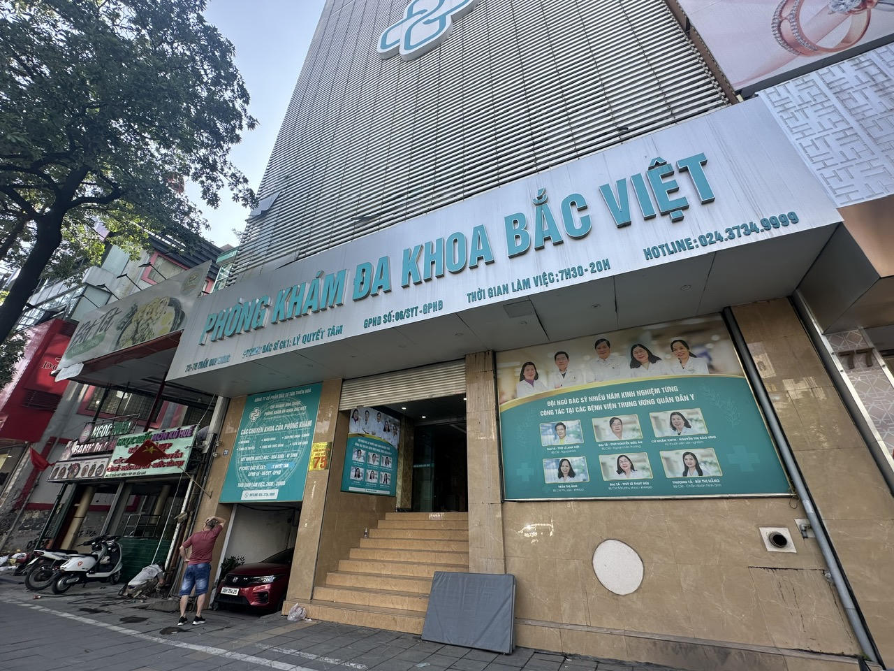 Hà Nội: Tước giấy phép hoạt động đối với các phòng khám đa khoa Đông Phương và Bắc Việt