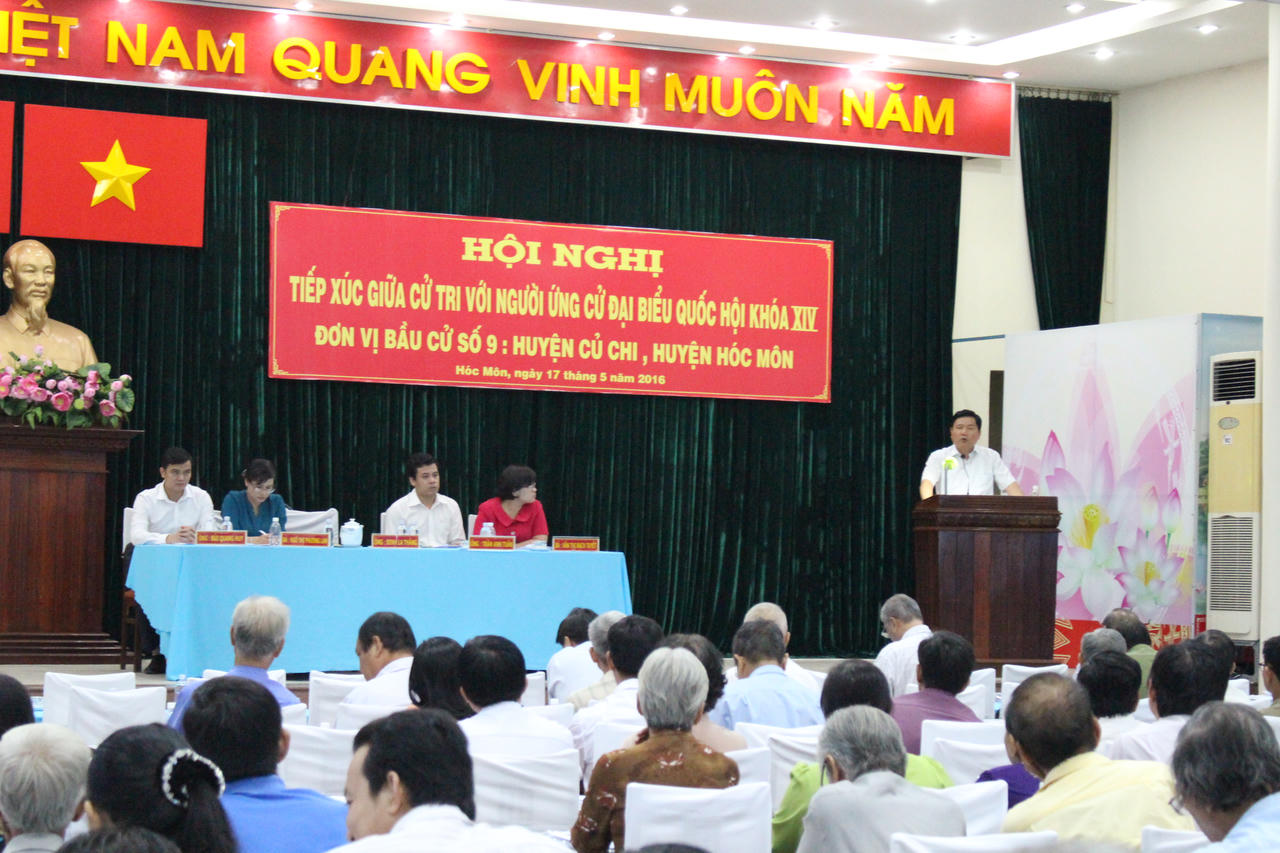 Bí thư Đinh La Thăng đề nghị loại bỏ cán bộ nhũng nhiễu, hành dân 