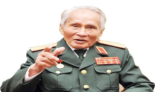 Người cộng sản không có quyền im lặng trước cái xấu