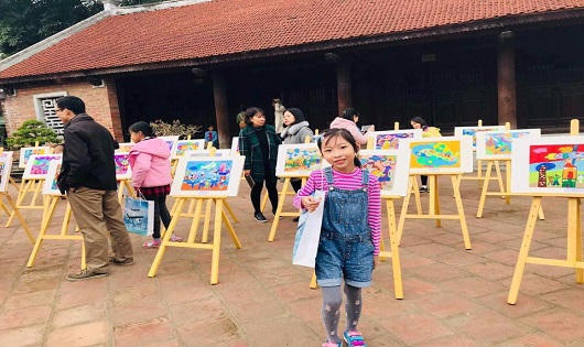 Trao giải cuộc thi vẽ tranh “Sải cánh vươn cao” 