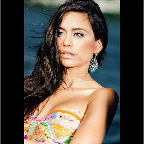 Dàn người đẹp nóng bỏng nhất của các danh thủ tại World Cup