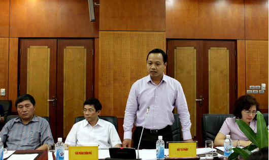 Tiền lương của cán bộ sẽ được công khai?