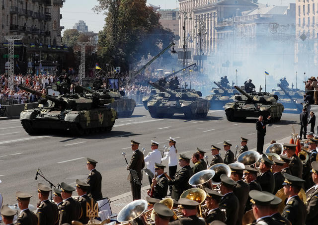 Ukraine duyệt binh lớn nhất trong lịch sử