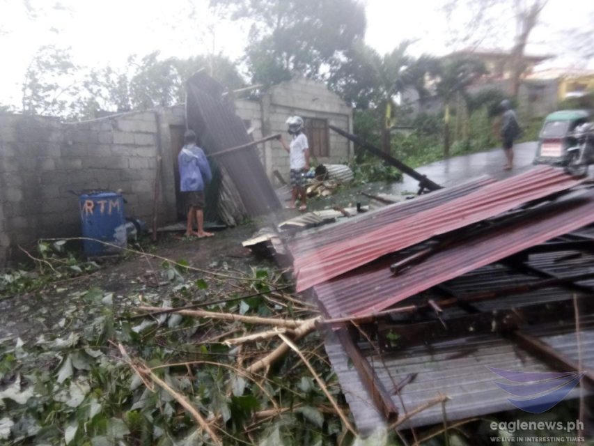 Ít nhất 3 người Philippines thiệt mạng vì siêu bão Mangkhut