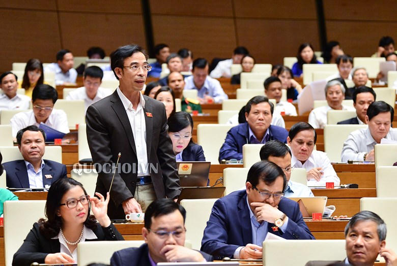 Đạo đức xã hội, gia đình xuống cấp xuất phát từ kinh tế?