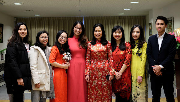 Cộng đồng người Việt tại Hà Lan tưng bừng đón Tết sớm