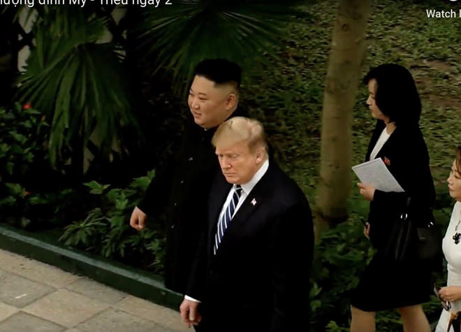 Ông Trump và ông Kim đang Hội nghị thượng đỉnh tại Metropole