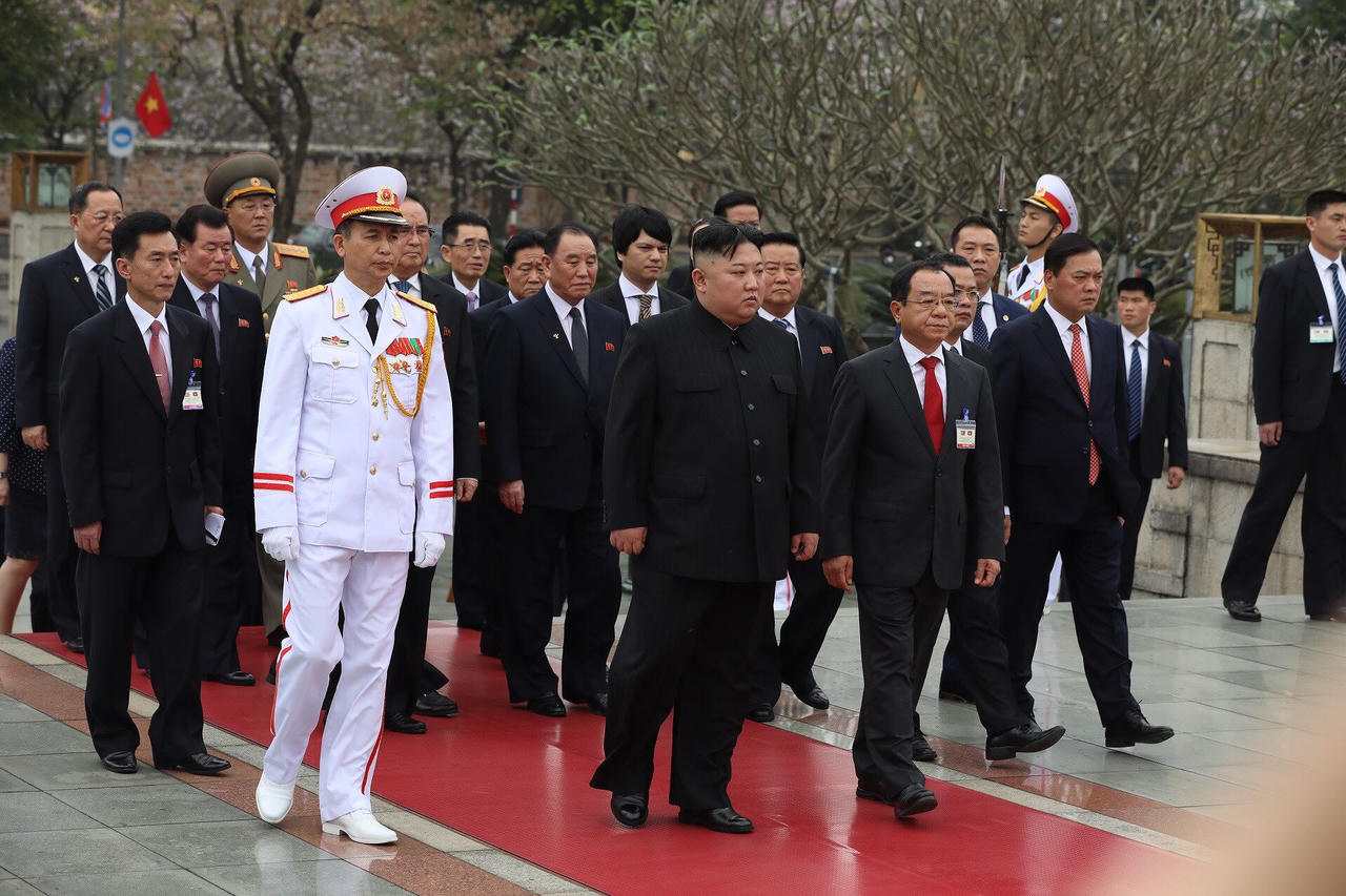 Chủ tịch Triều Tiên Kim Jong-un viếng Lăng Chủ tịch Hồ Chí Minh